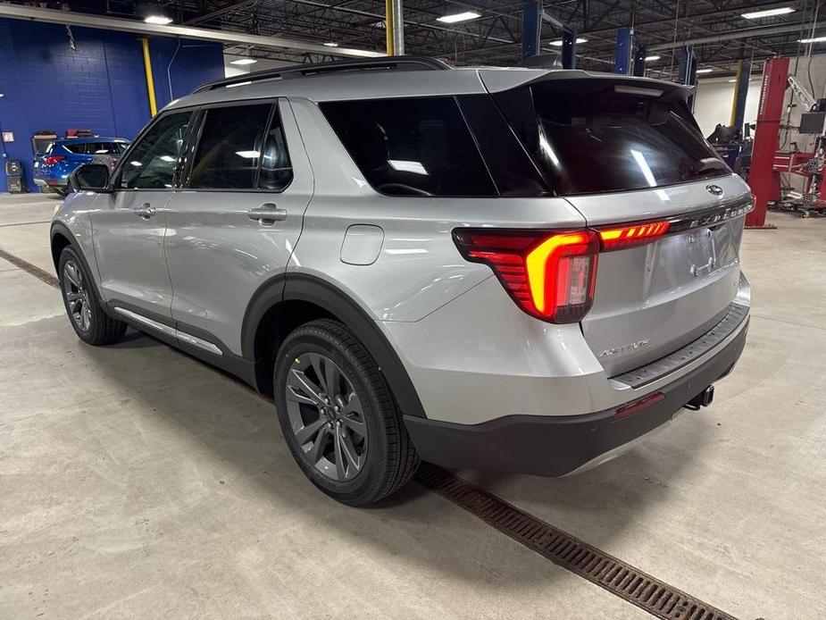 new 2025 Ford Explorer car, priced at $48,365