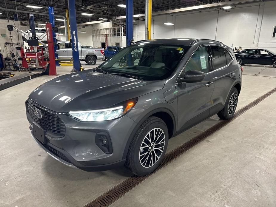 new 2025 Ford Escape car, priced at $39,895