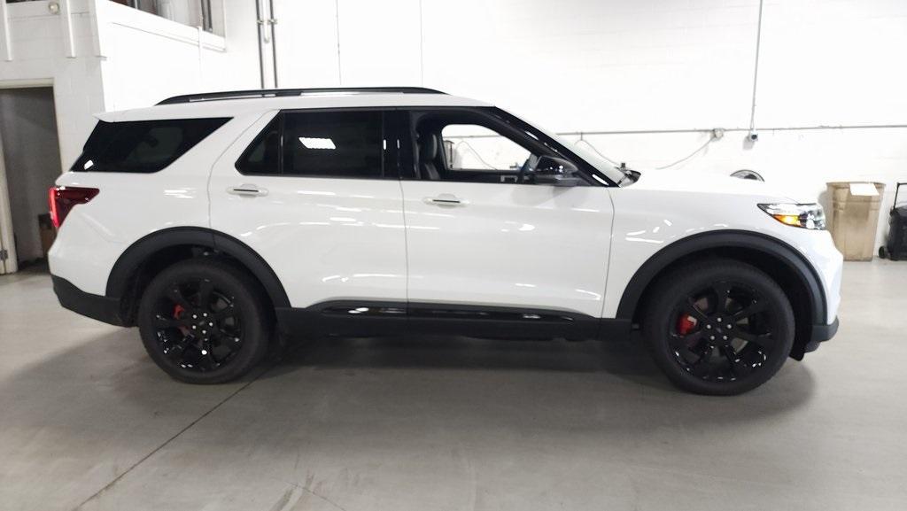 new 2024 Ford Explorer car, priced at $62,405