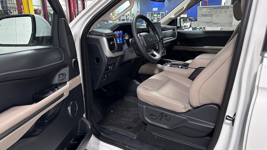 new 2024 Ford Expedition Max car, priced at $76,755