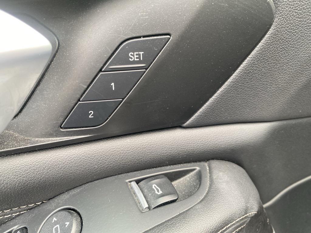 used 2023 BMW X5 car, priced at $43,652