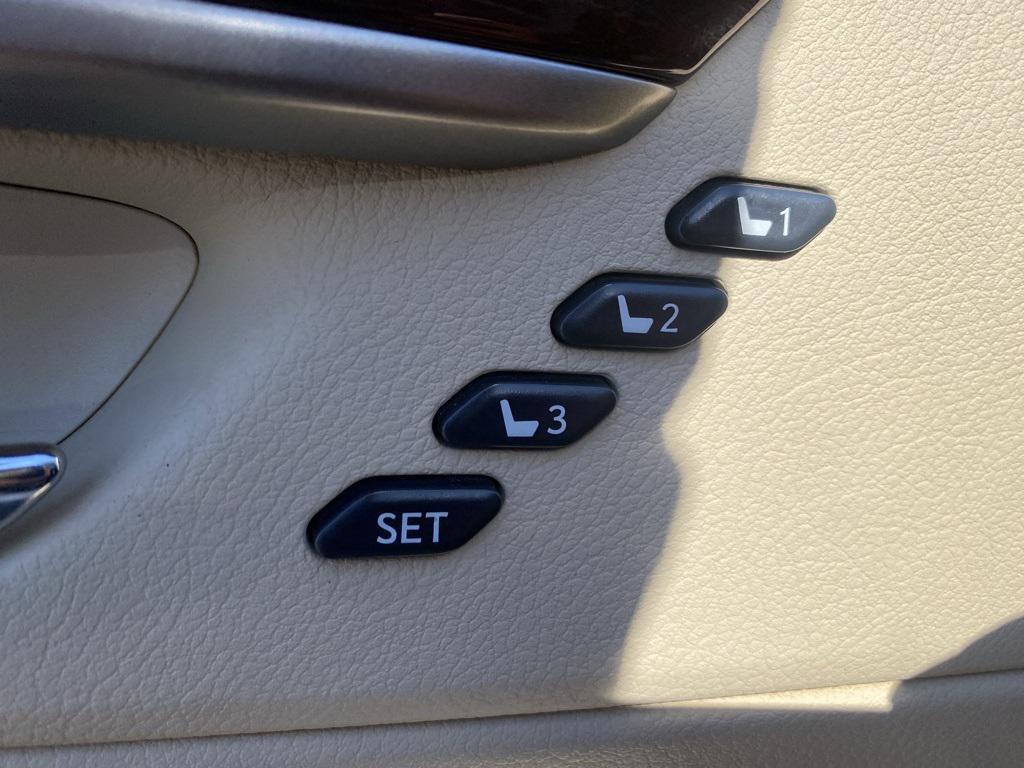 used 2016 Lexus ES 350 car, priced at $15,263