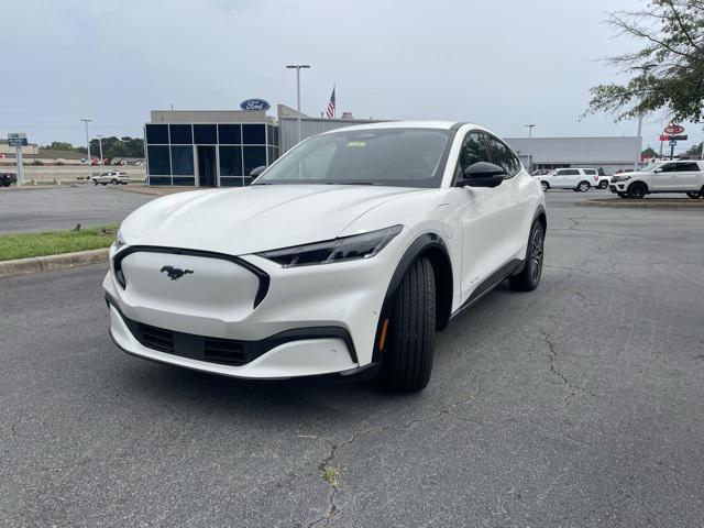 new 2024 Ford Mustang Mach-E car, priced at $39,872