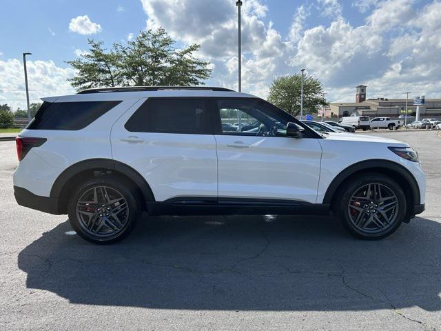 new 2025 Ford Explorer car, priced at $61,625