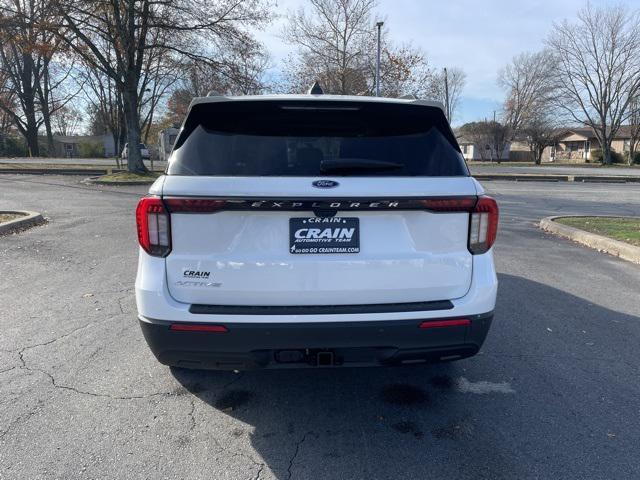 new 2025 Ford Explorer car, priced at $38,952