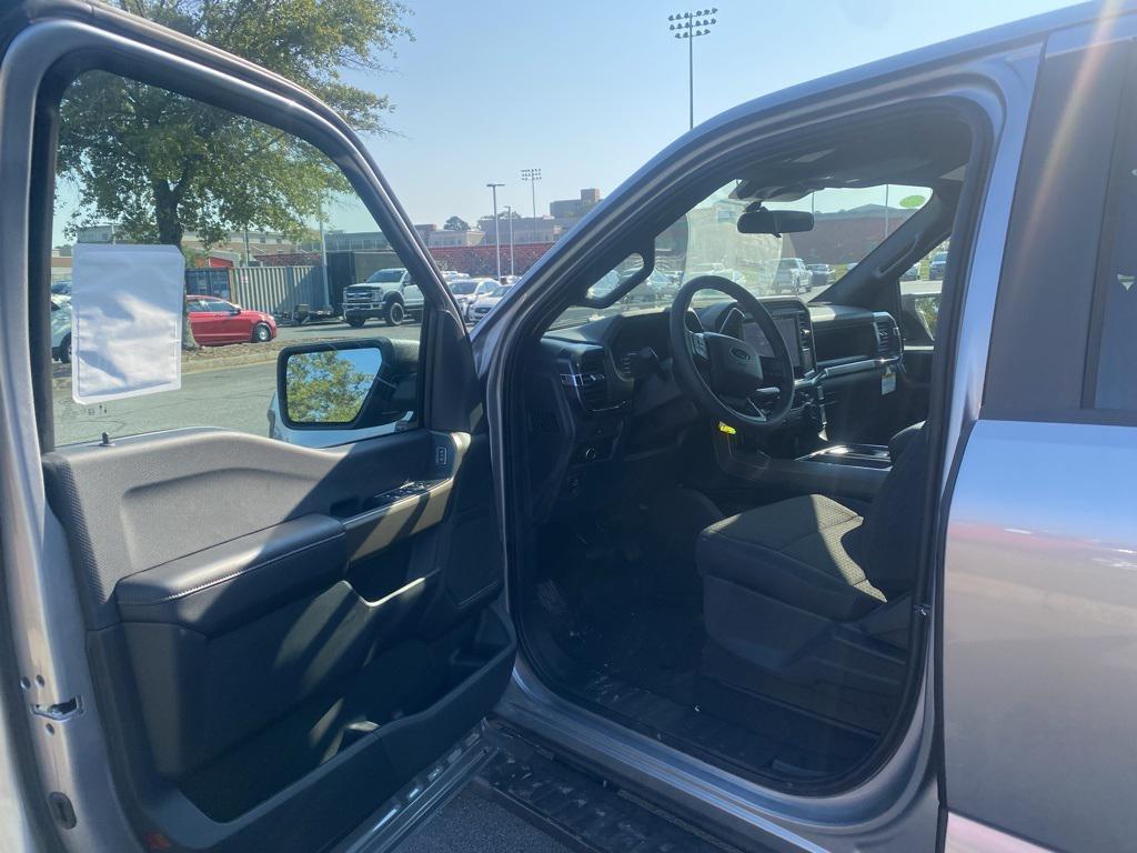 new 2025 Ford F-150 car, priced at $52,890