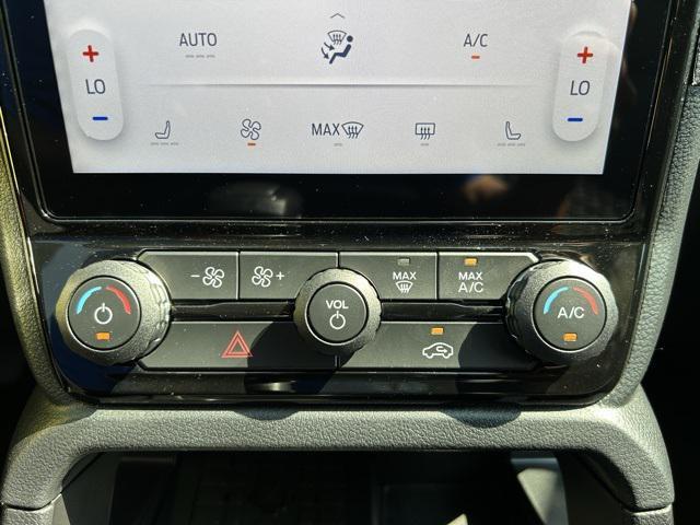new 2025 Ford Ranger car, priced at $38,590