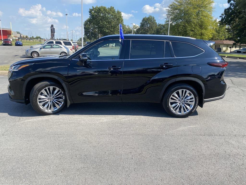 used 2024 Toyota Highlander car, priced at $47,440
