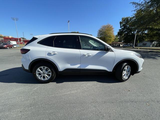 new 2025 Ford Escape car, priced at $32,020