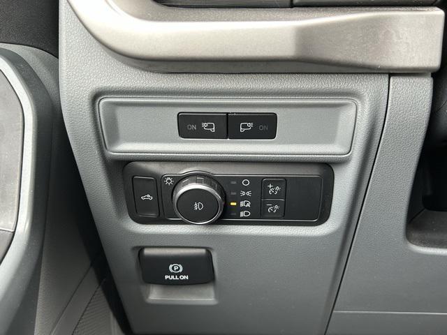 used 2022 Ford F-150 car, priced at $34,325