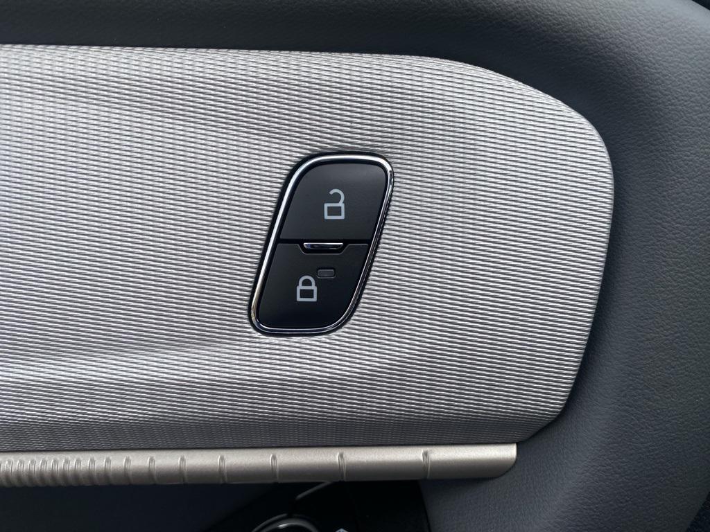 new 2025 Ford Explorer car, priced at $42,490
