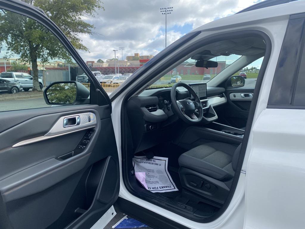 new 2025 Ford Explorer car, priced at $42,490