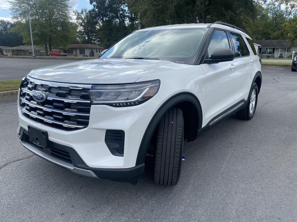 new 2025 Ford Explorer car, priced at $42,490
