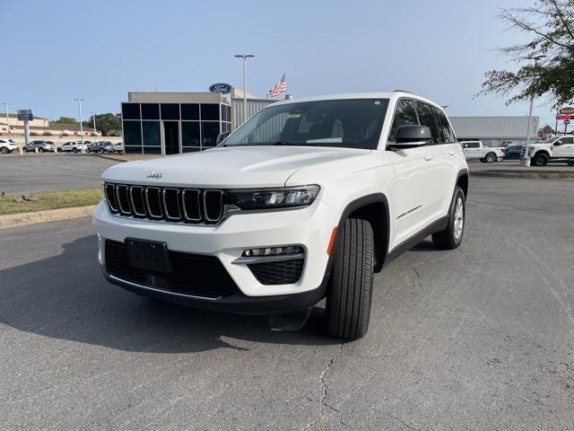 used 2023 Jeep Grand Cherokee car, priced at $35,014