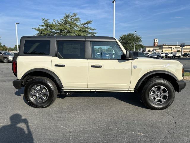 new 2025 Ford Bronco car, priced at $44,345