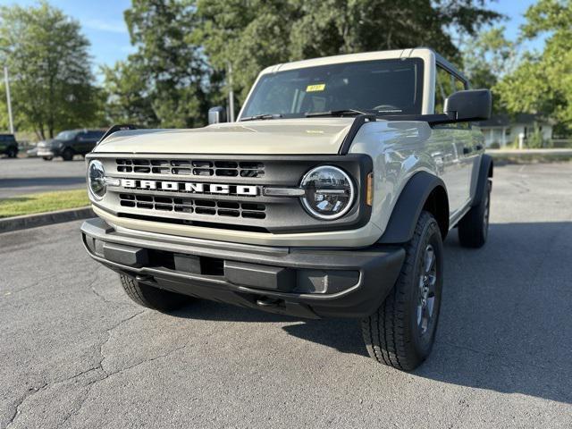 new 2025 Ford Bronco car, priced at $44,345