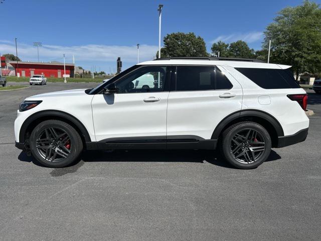 new 2025 Ford Explorer car, priced at $54,712