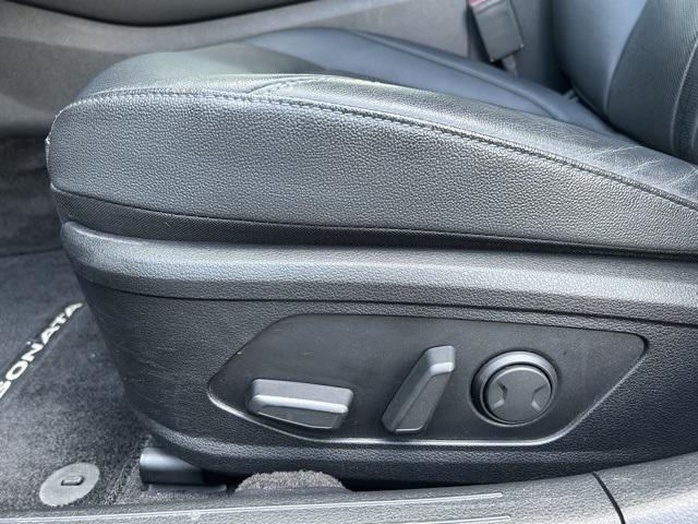 used 2023 Hyundai Sonata Hybrid car, priced at $27,917