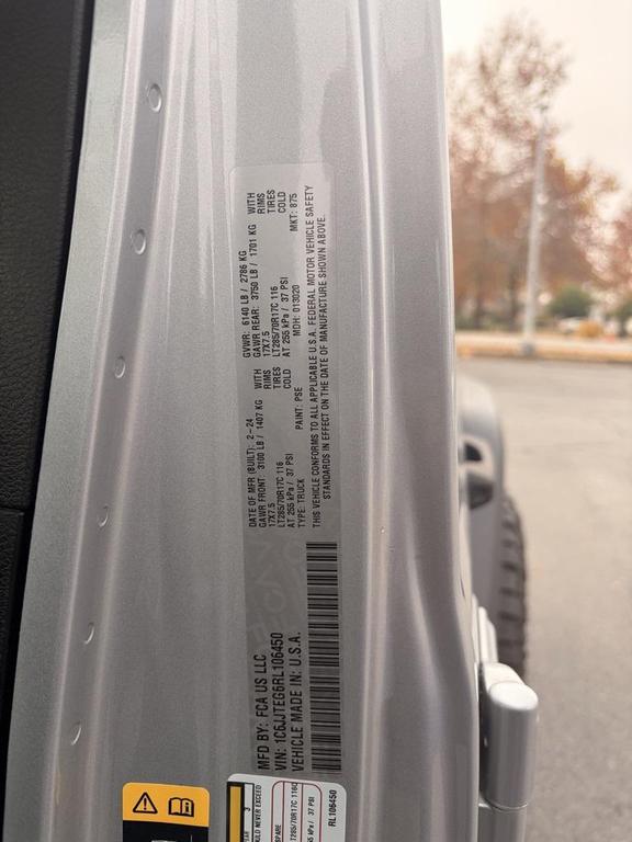 used 2024 Jeep Gladiator car, priced at $43,999