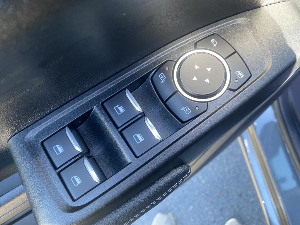 new 2025 Ford Ranger car, priced at $35,990