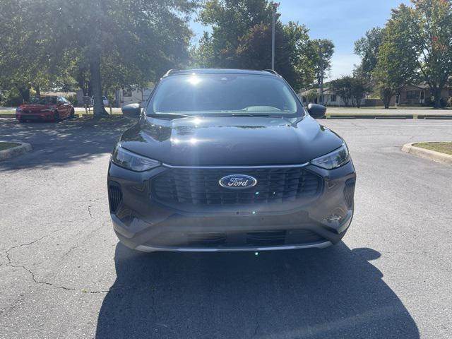 new 2025 Ford Escape car, priced at $32,295