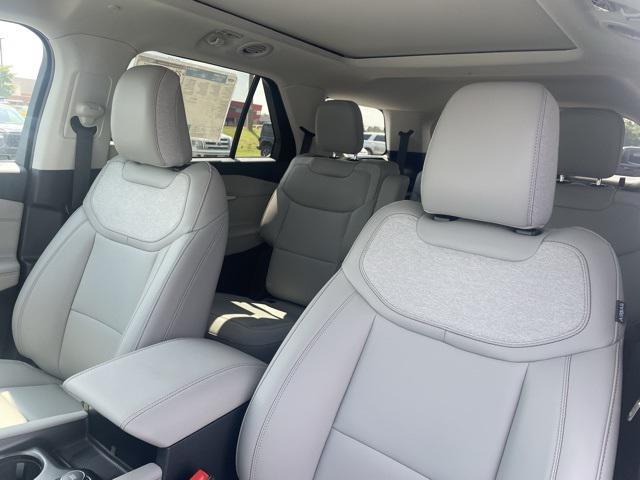 new 2025 Ford Explorer car, priced at $47,990