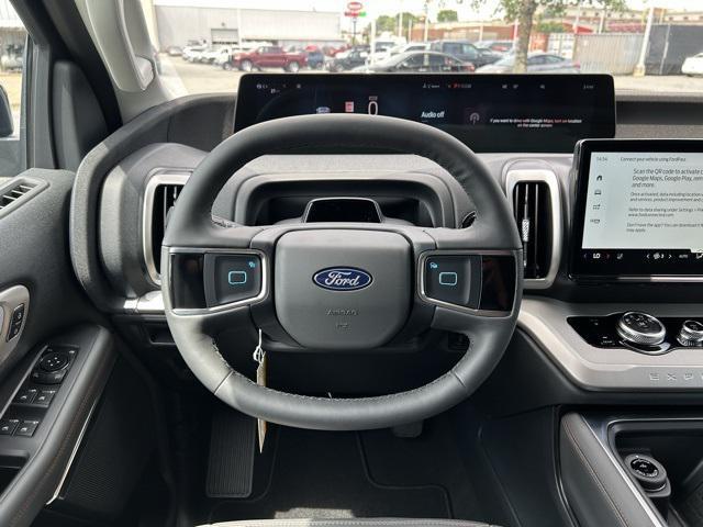 new 2025 Ford Expedition car, priced at $68,513