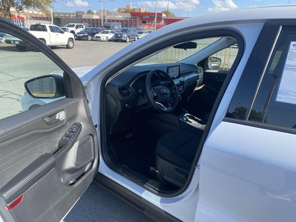 new 2026 Ford Escape car, priced at $29,990