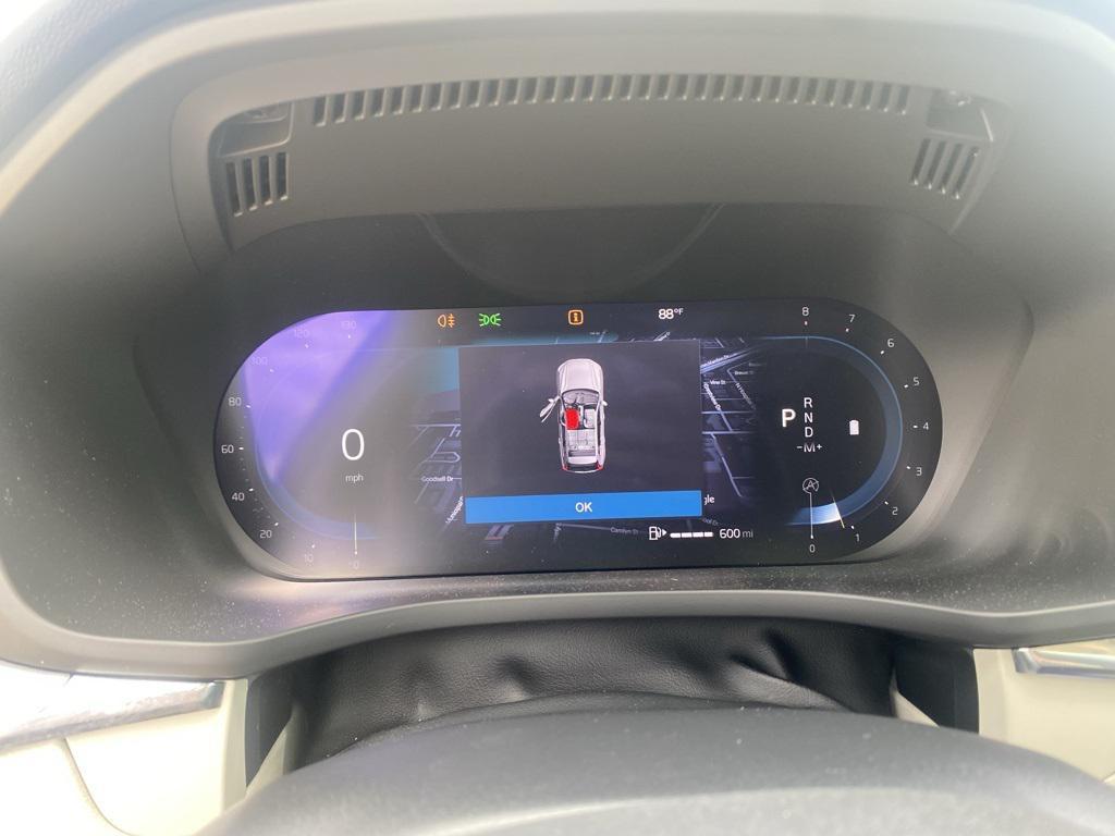 used 2022 Volvo XC60 car, priced at $25,094