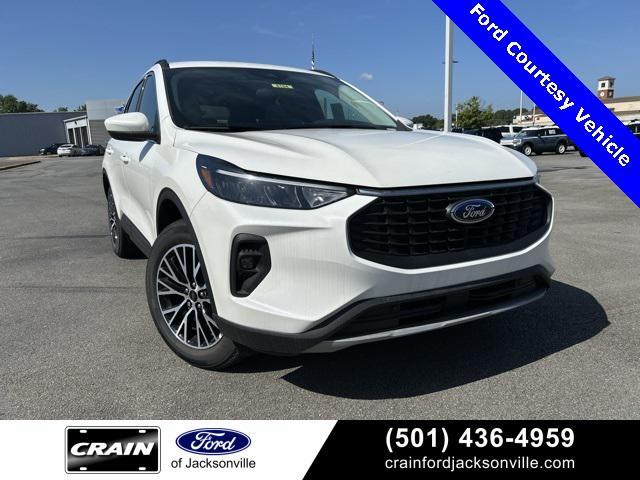 new 2025 Ford Escape PHEV car, priced at $29,190