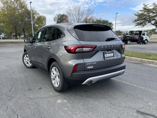 new 2025 Ford Escape car, priced at $26,246