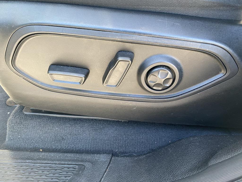 used 2023 Jeep Grand Cherokee L car, priced at $29,799