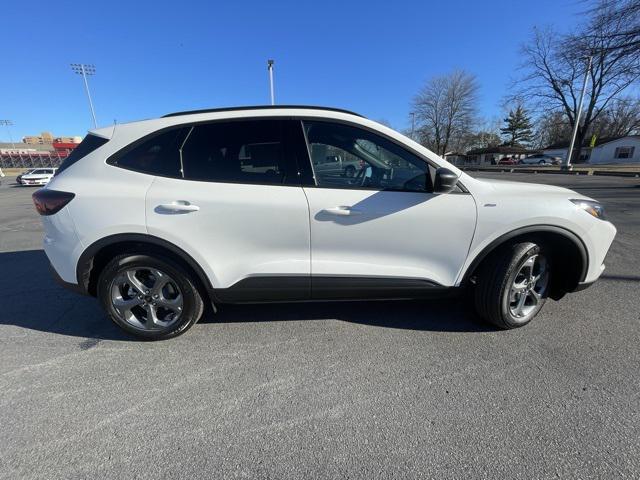 new 2025 Ford Escape car, priced at $31,218