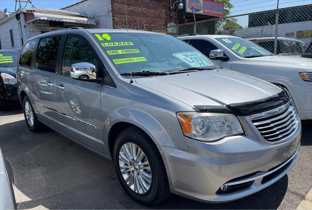 used 2014 Chrysler Town & Country car, priced at $12,695