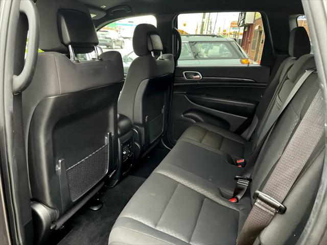 used 2019 Jeep Grand Cherokee car, priced at $16,995