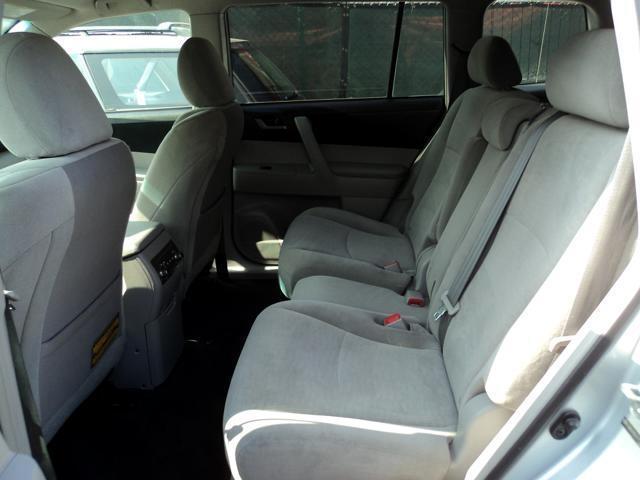 used 2012 Toyota Highlander car, priced at $13,495