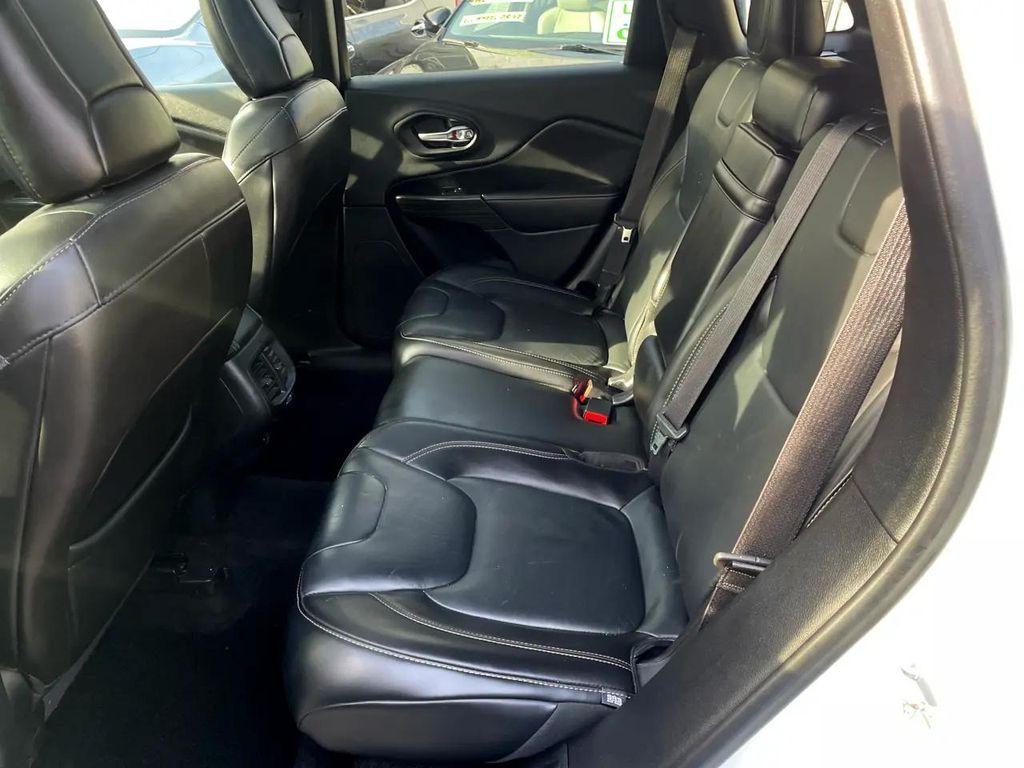used 2016 Jeep Cherokee car, priced at $12,895