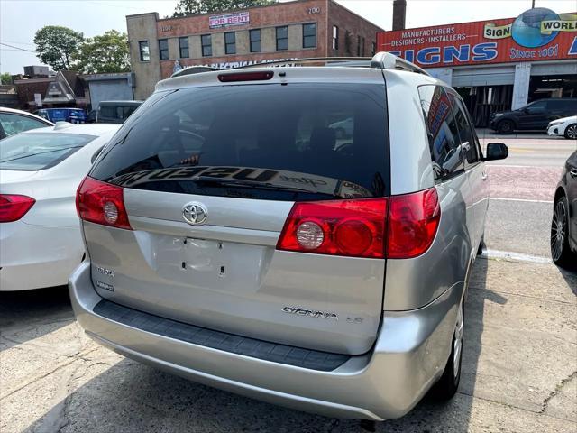 used 2007 Toyota Sienna car, priced at $6,995