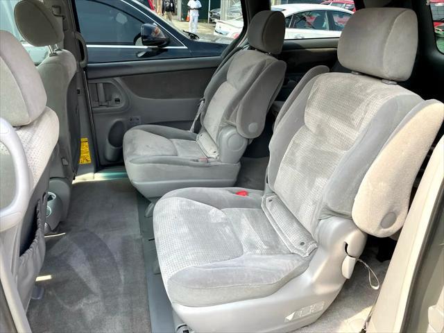 used 2007 Toyota Sienna car, priced at $6,995
