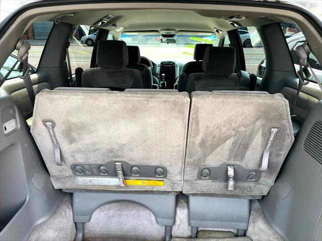 used 2007 Toyota Sienna car, priced at $6,995