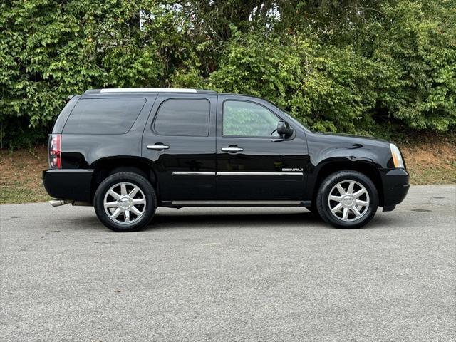 used 2011 GMC Yukon car, priced at $13,500