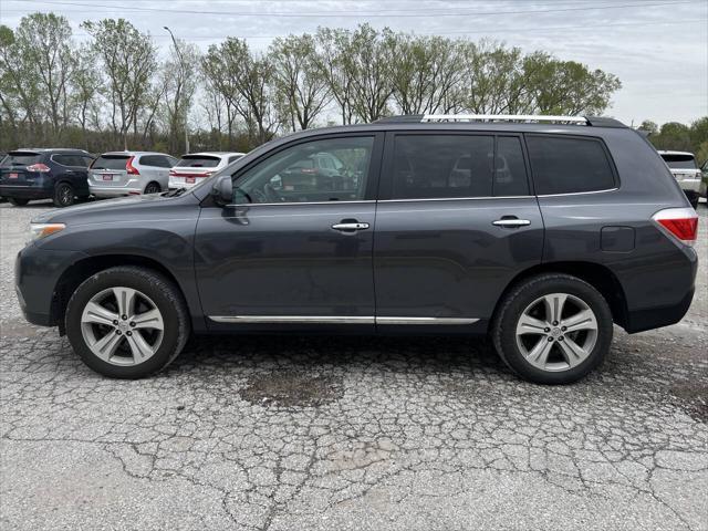 used 2013 Toyota Highlander car, priced at $17,988