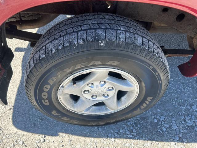 used 2001 Toyota Tundra car, priced at $5,933