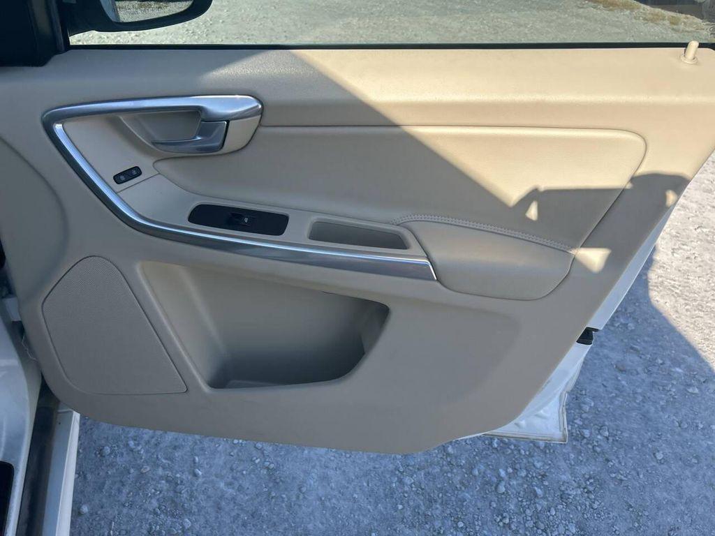 used 2015 Volvo XC60 car, priced at $12,997