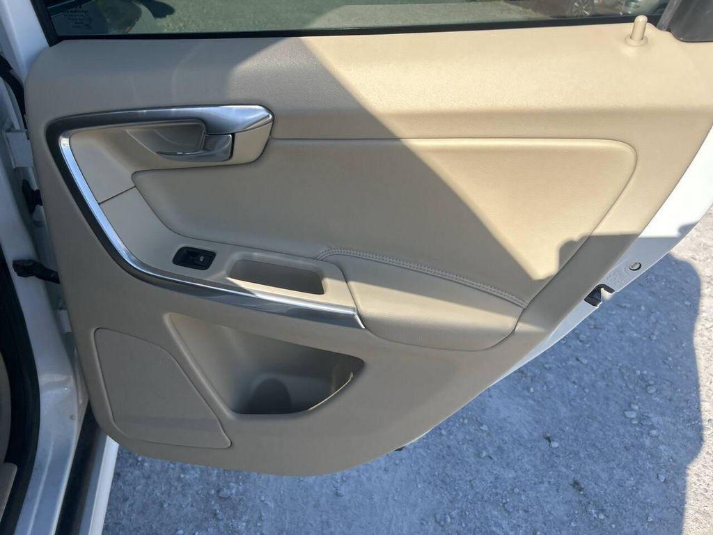 used 2015 Volvo XC60 car, priced at $12,997