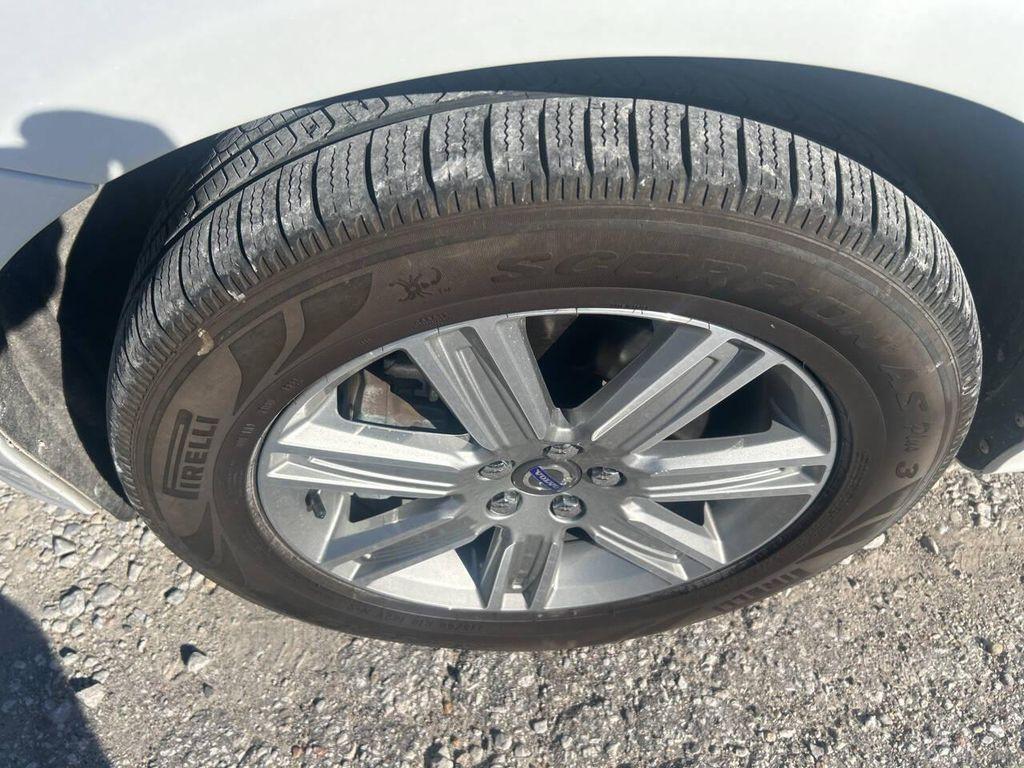 used 2017 Volvo XC60 car, priced at $15,997