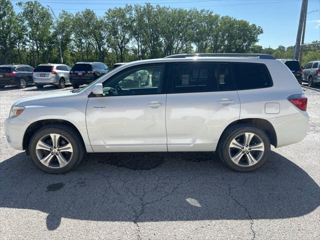 used 2009 Toyota Highlander car, priced at $12,931