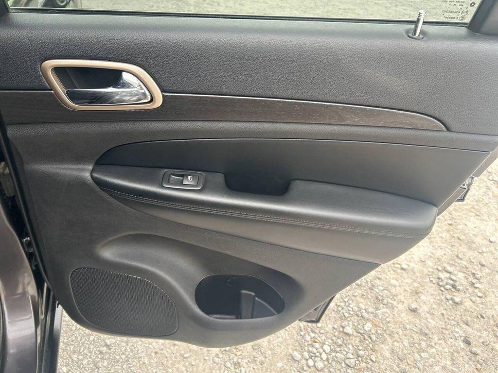 used 2015 Jeep Grand Cherokee car, priced at $12,977
