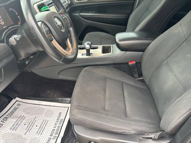 used 2015 Jeep Grand Cherokee car, priced at $13,997