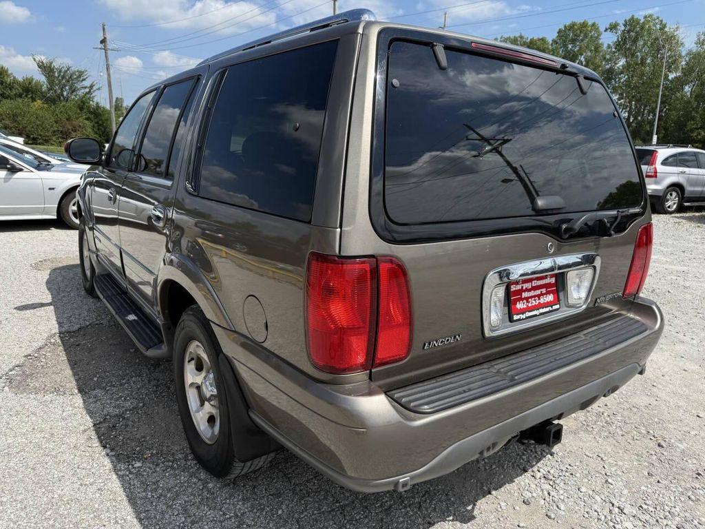used 2001 Lincoln Navigator car, priced at $7,925